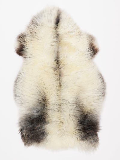 Monivärinen lampaantalja M